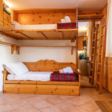 Mcx Vacation - La Casetta A Cervinia, Ski-out Apartment, A Few Steps From The Cable Car! Apartamento