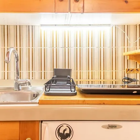 Mcx Vacation - La Casetta A Cervinia, Ski-out Apartment, A Few Steps From The Cable Car! 브루일서비니아